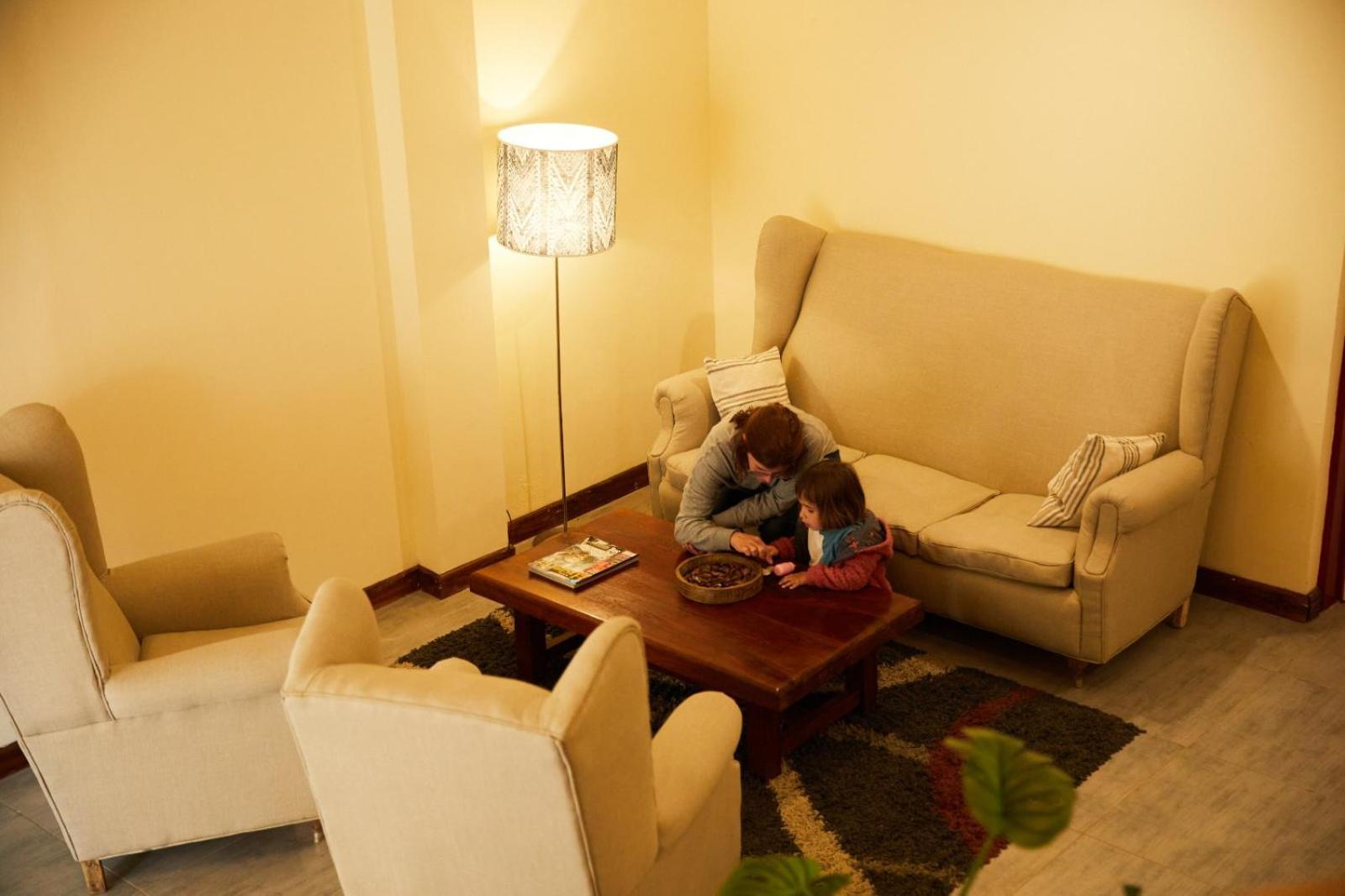Hotel Lunajuim El Chalten Luaran gambar